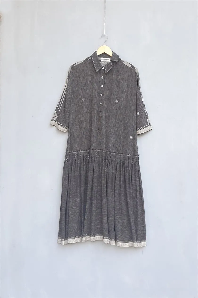 Urvashi Kaur   I   Xinyi SHIRT DRESS MERIDIAN DRESS hand spun cotton jamdani slate TESSELLATE- 105