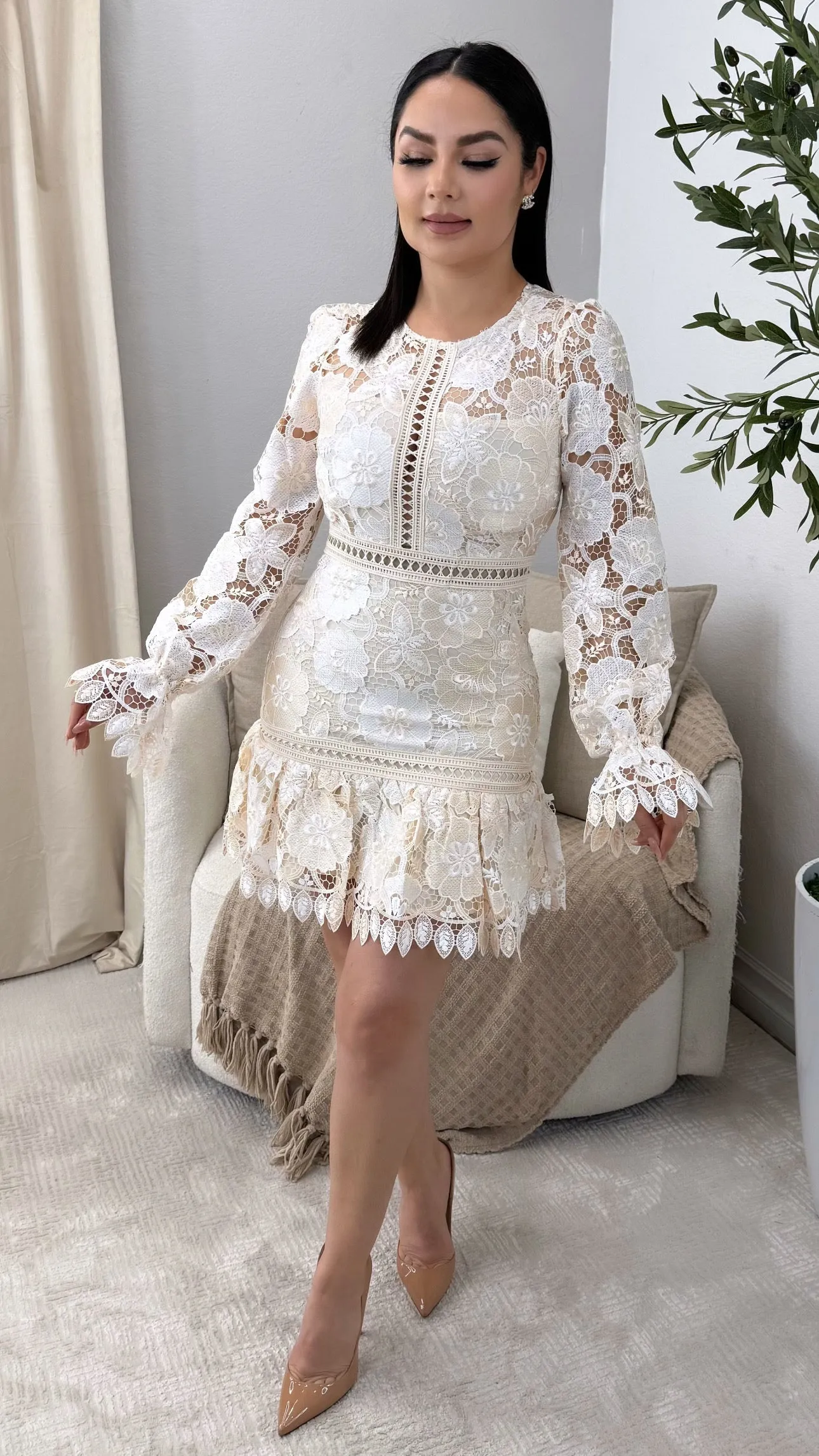 VIOLA CREAM MINI DRESS