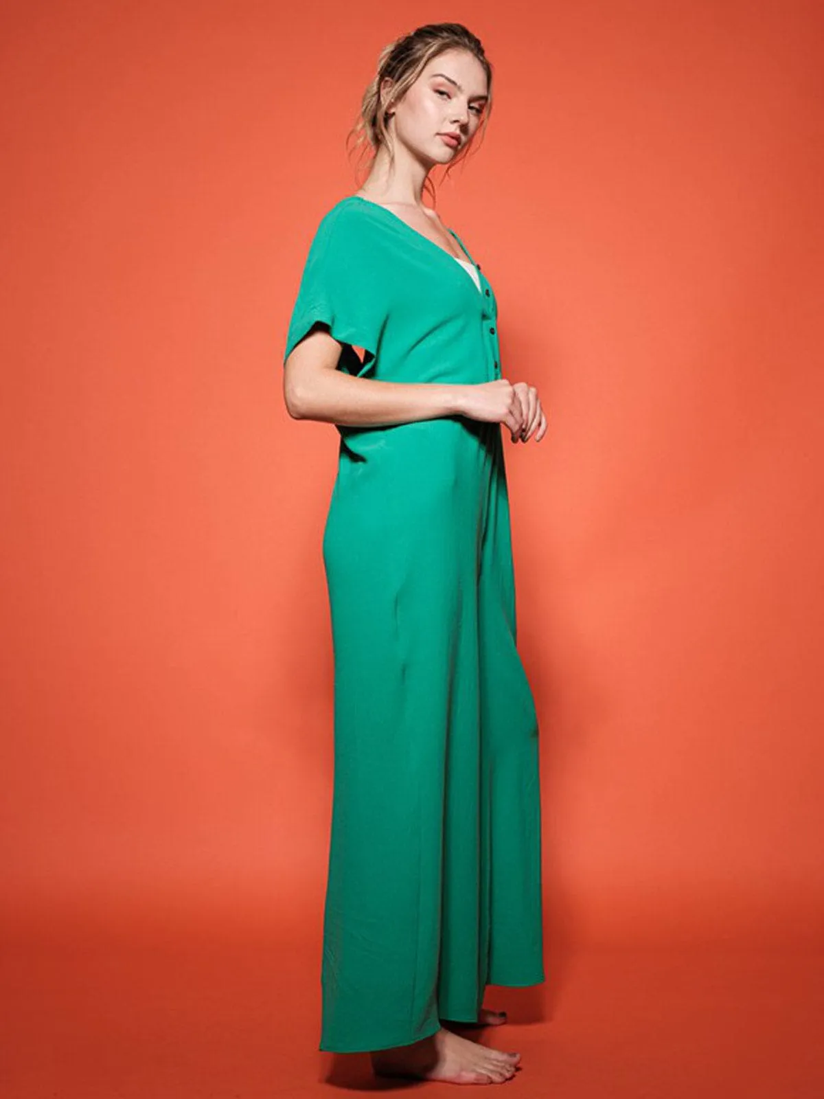 WOMEN'S SHORT SLEEVE V-NECK WIDE LEG JUMPSUIT