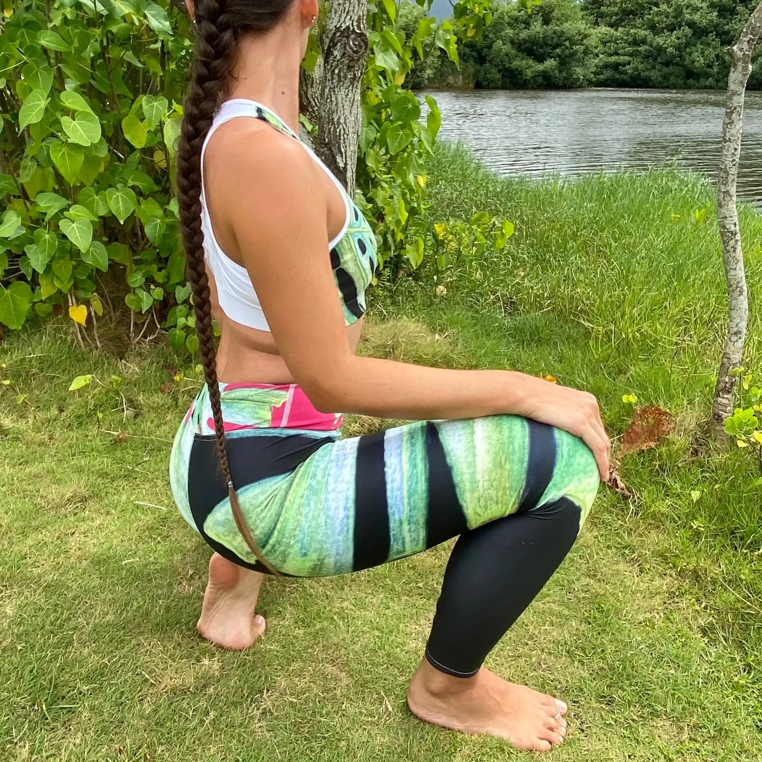 Women's Yoga Pants: Tropical Monstera Leaf