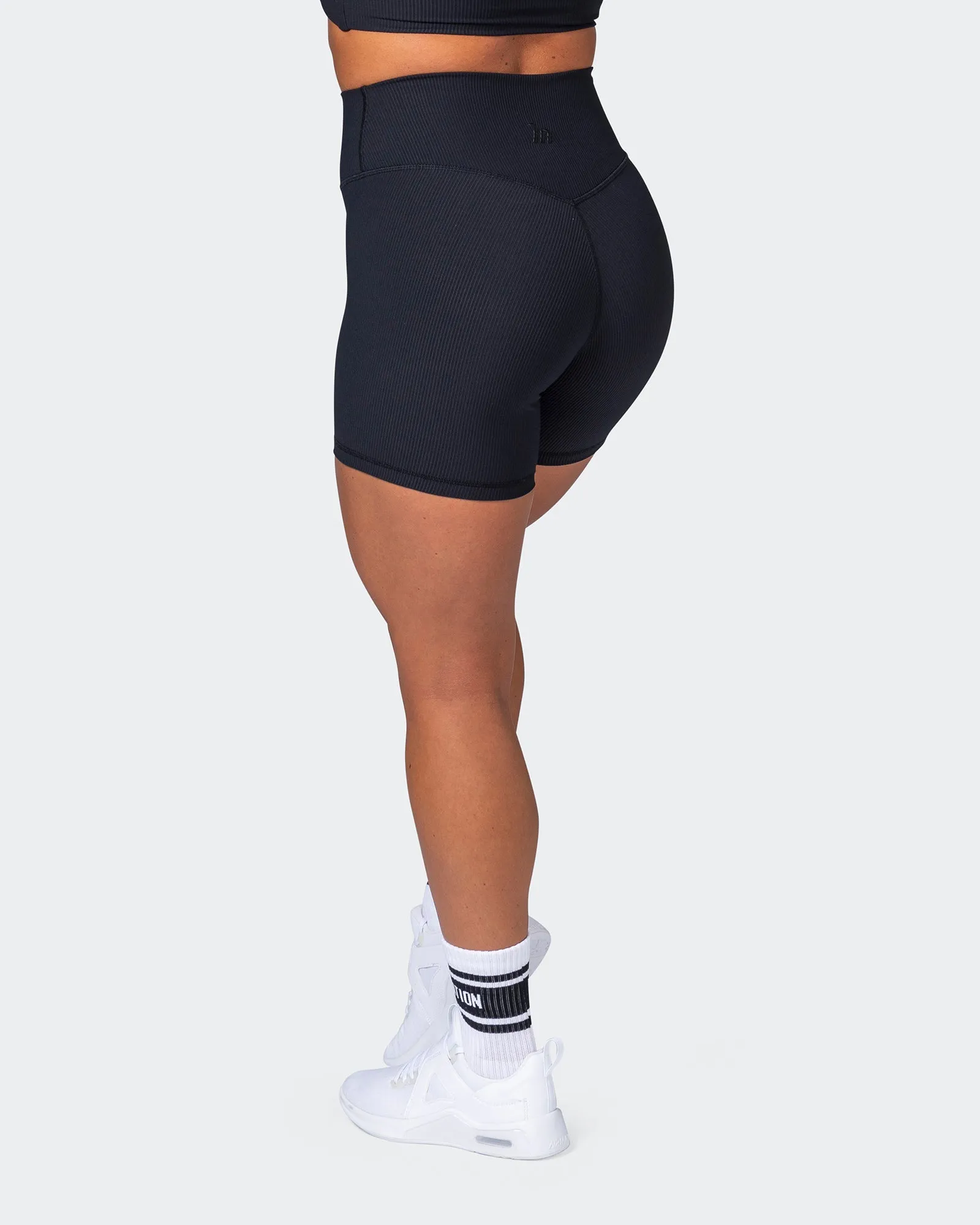 Zero Rise Rib Midway Shorts - Black